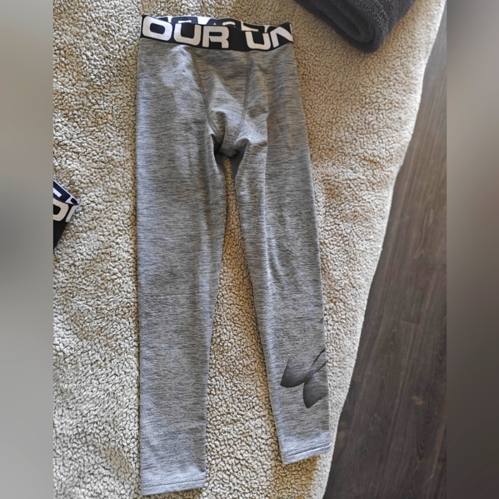 Under Armour Cold gear Leggings YL
